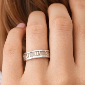 Tiffany & Co. Atlas Band Sterling Silver Roman Numeral Band